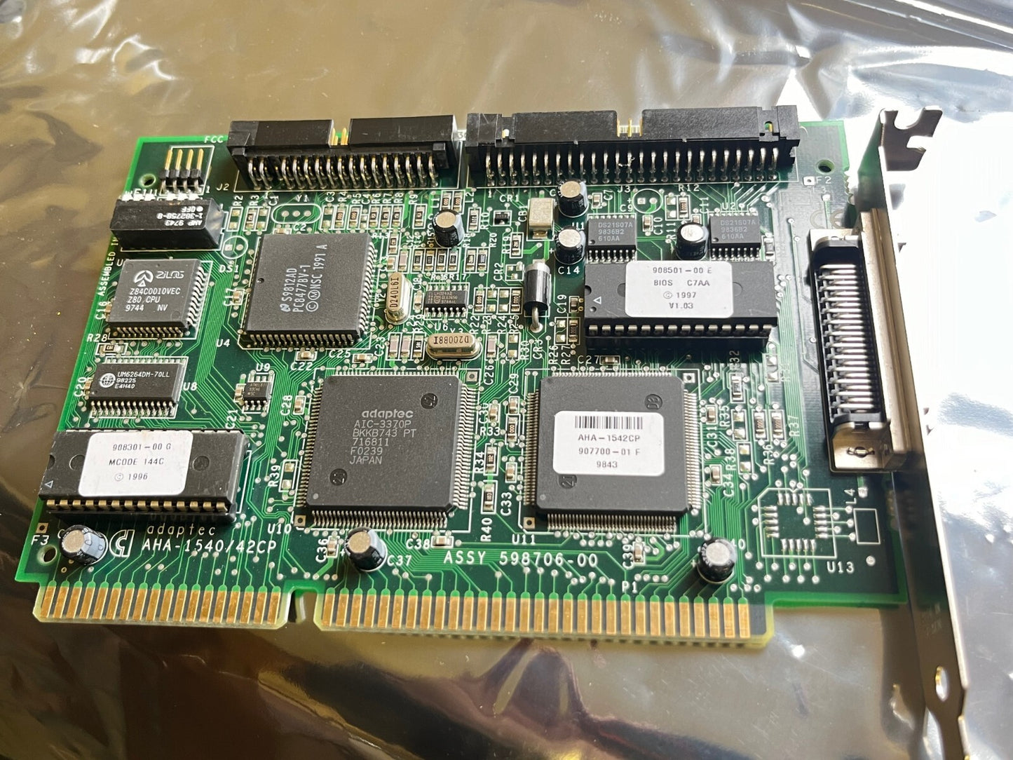 ADAPTEC AHA-1542CP ISA 50 PIN SCSI SCSI-1 CONTROLLER CARD ad1j2
