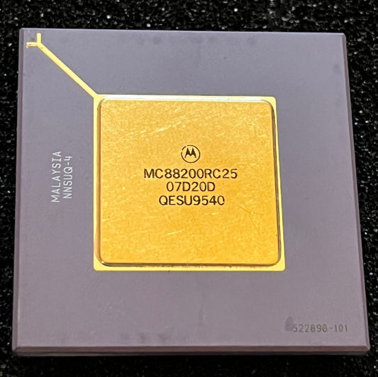 MC88200RC25 MOTOROLA COLLECTIBLE CERAMIC GOLD PGA CACHE CONTROLLER fcb28.12