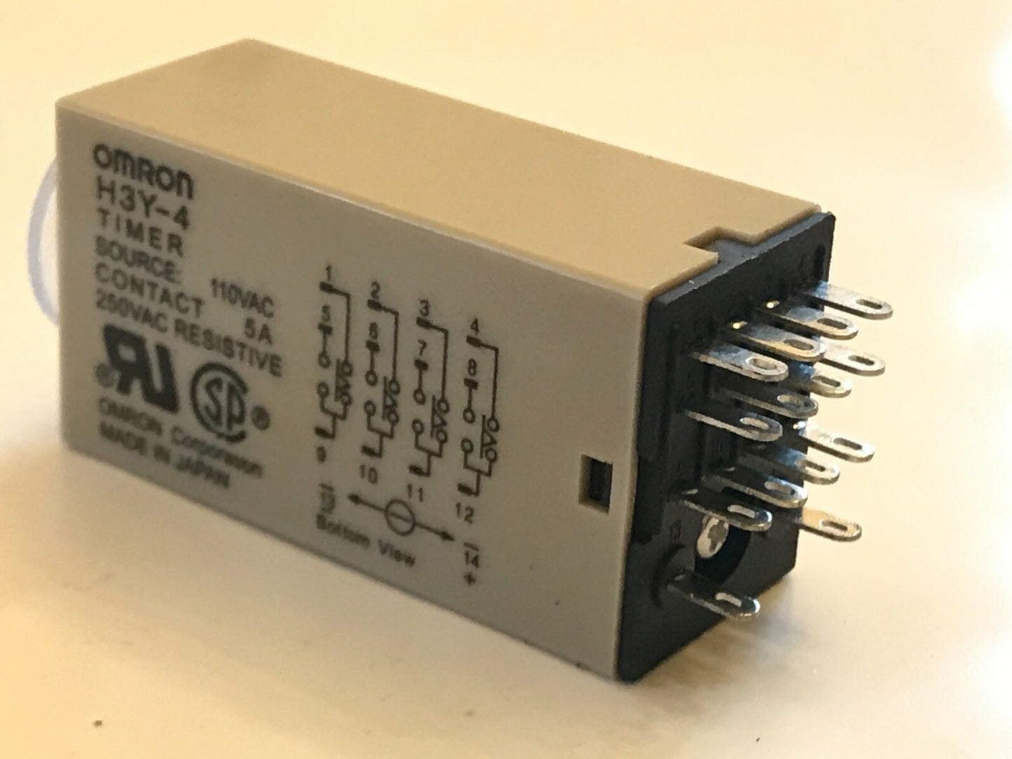 H3Y-4 110V AC MINIATURE PLUG IN TIMER 14 PIN 2 - 60 SECONDS 4 POLE 4PCO ac1x8