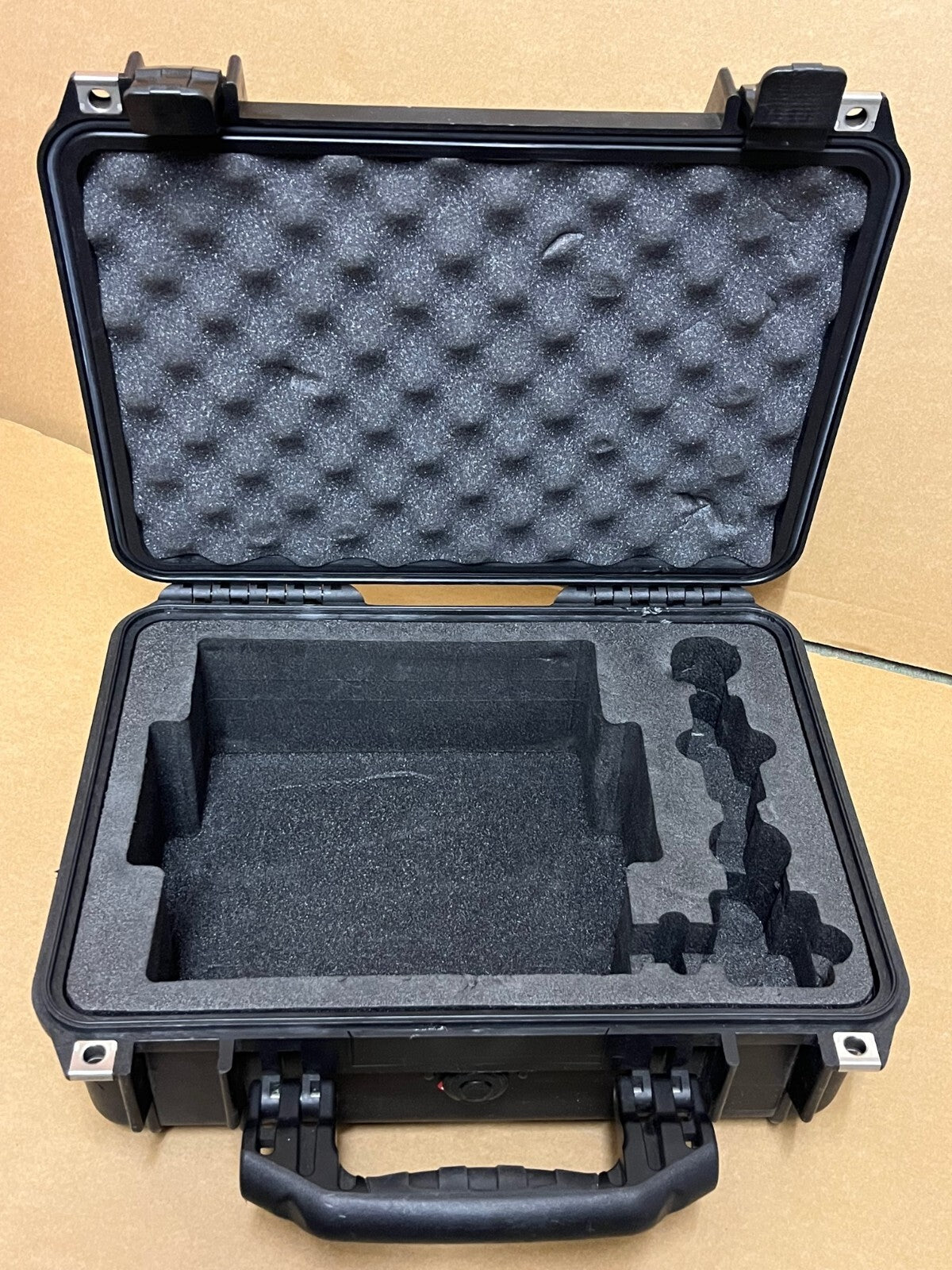 PELICASE 1450 FOAM LINED RUGGED INSTRUMENT TRANSPORT CASE 40 x 33 x 17CM ad1~5