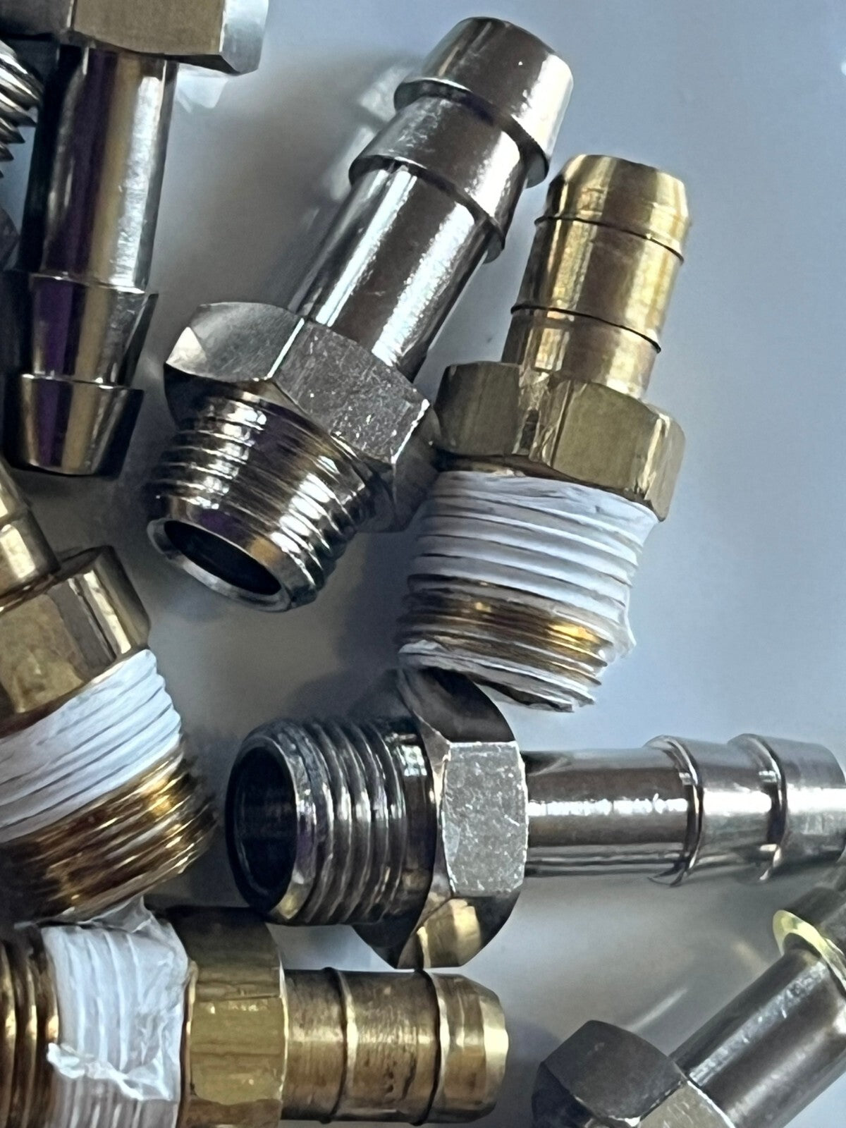 LOT OF 19 VARIOUS 1/8 THREAD PIPE INLET ADAPTERS BRASS ad1m4