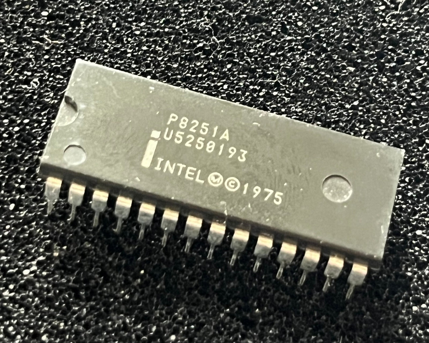 P8251A ORIGINAL INTEL PROGRAMMABLE COMMS INTERFACE CHIP UK STOCK x1 fcb20.25