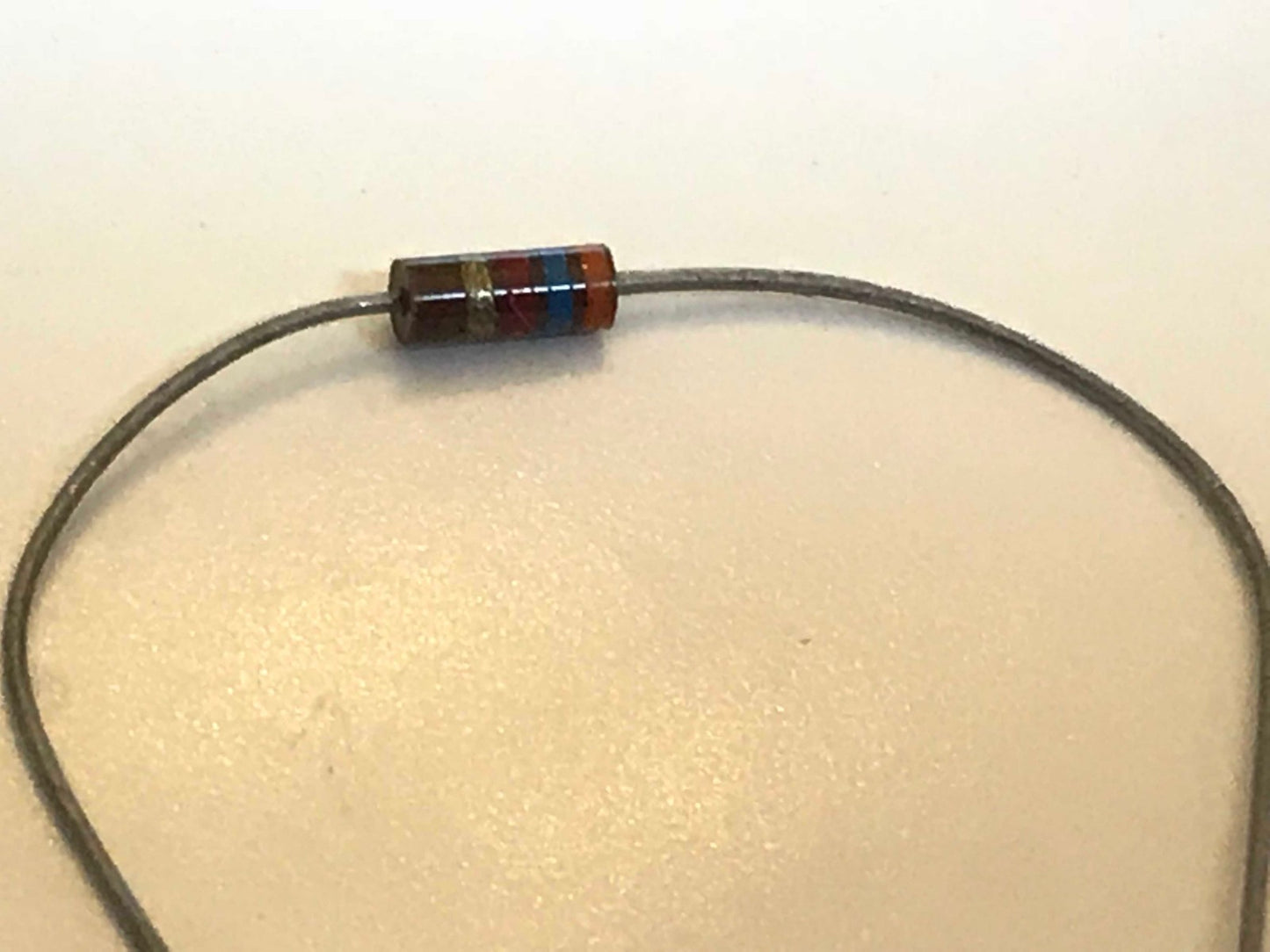 1960'S VINTAGE AB 3.6K OHM 0.125W CARBON RESISTOR (x2) fd7A12