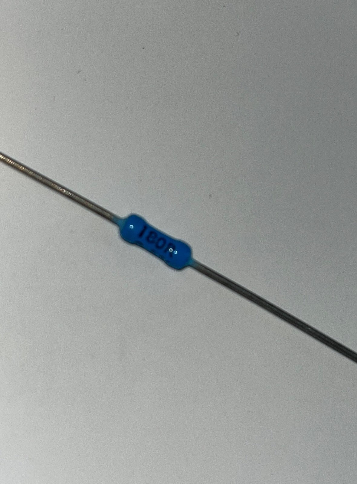180R 180 OHM 0.5% 1/2W WELWYN METAL FILM PRECISION RESISTOR (X1) fba39.28