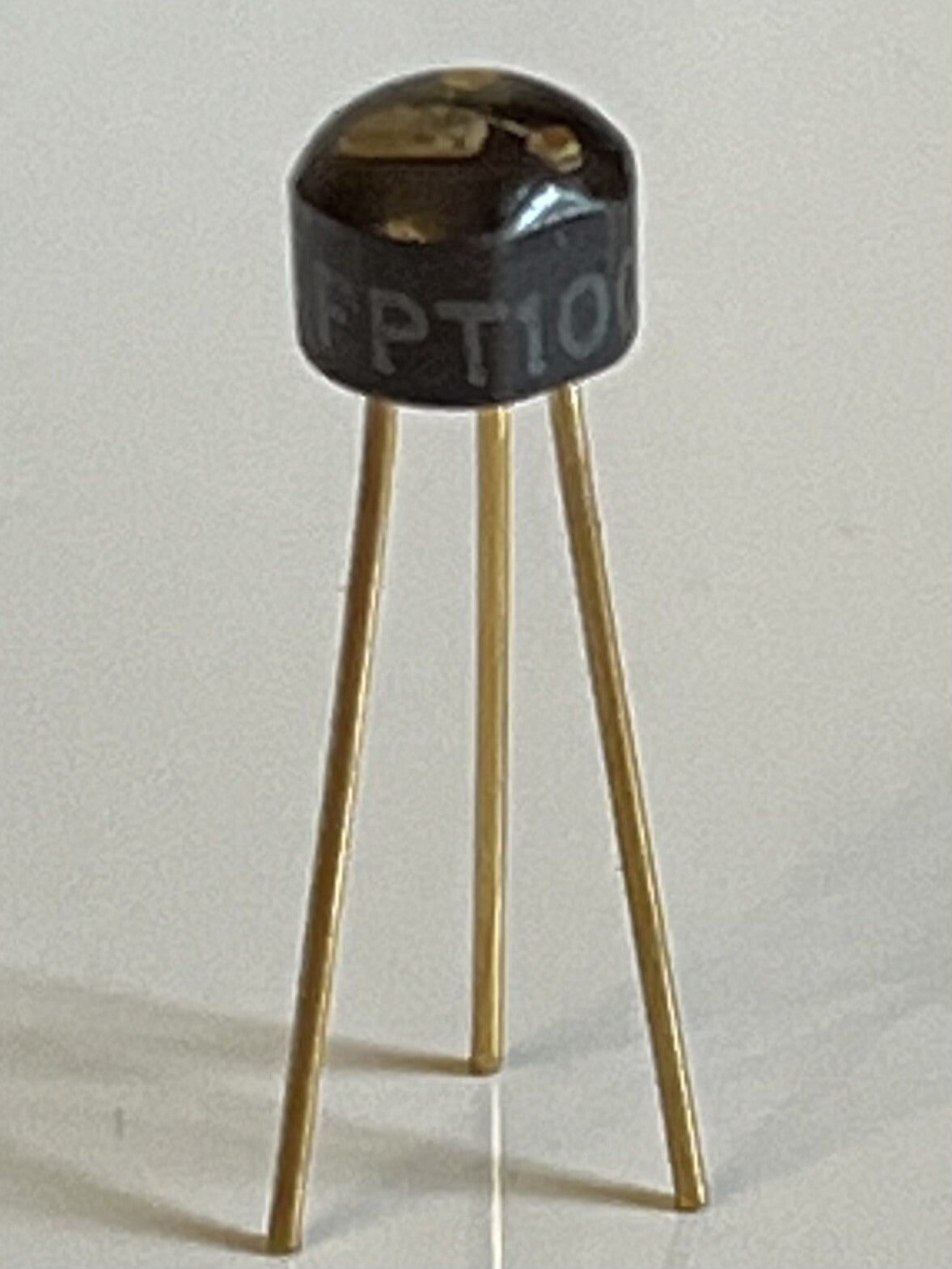 MICRO ELECTRONICS (ME uE) FPT100A VINTAGE PHOTO TRANSISTOR FUZZ PEDAL fcb11.6