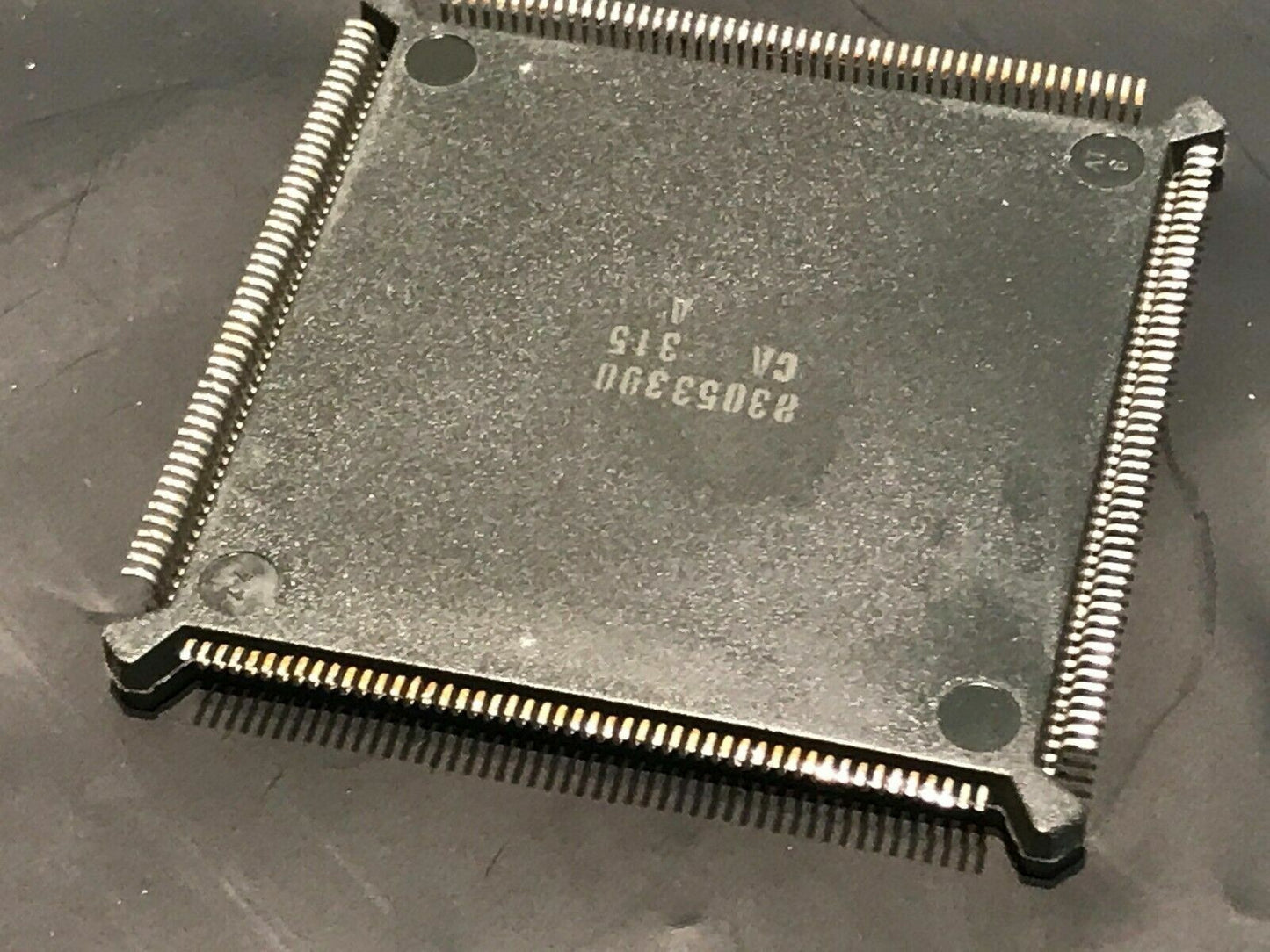 INTEL KU80386SL RARE & COLLECTABLE i386SL SURFACE MOUNT SX609 PROCESSOR fd1d34