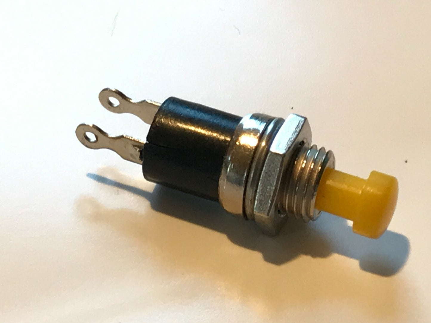 MINI PANEL MOUNT PUSH SWITCH PUSH TO MAKE ALL COLOURS (x1) faa13B