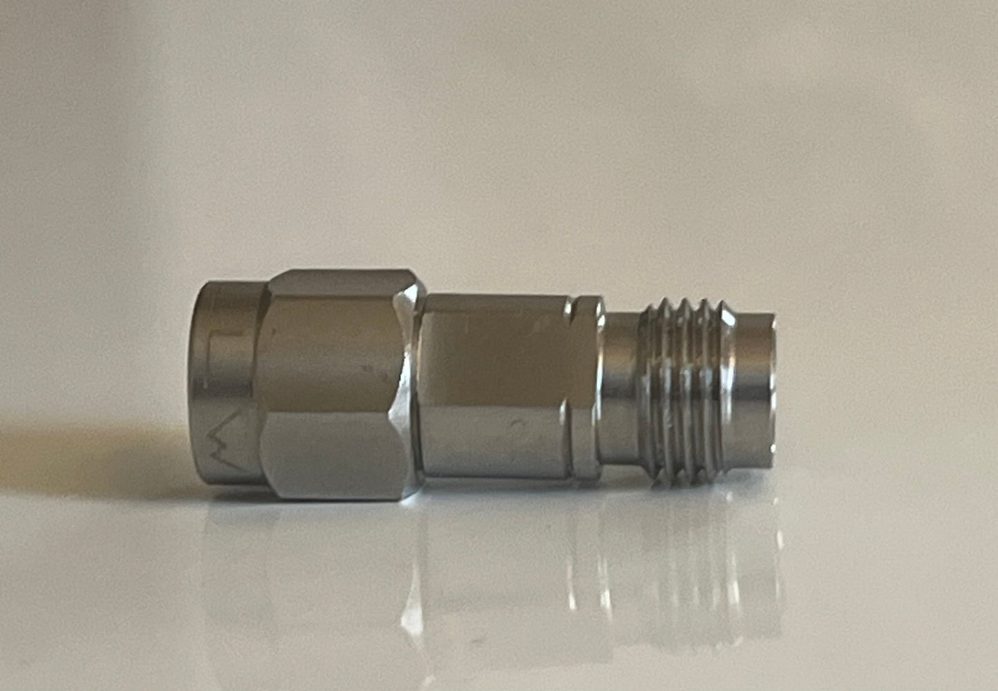 2.92MM MALE - 2.4MM FEMALE RF MICROWAVE 50GHZ ADAPTER PREMIUM QUALITY AE1W16