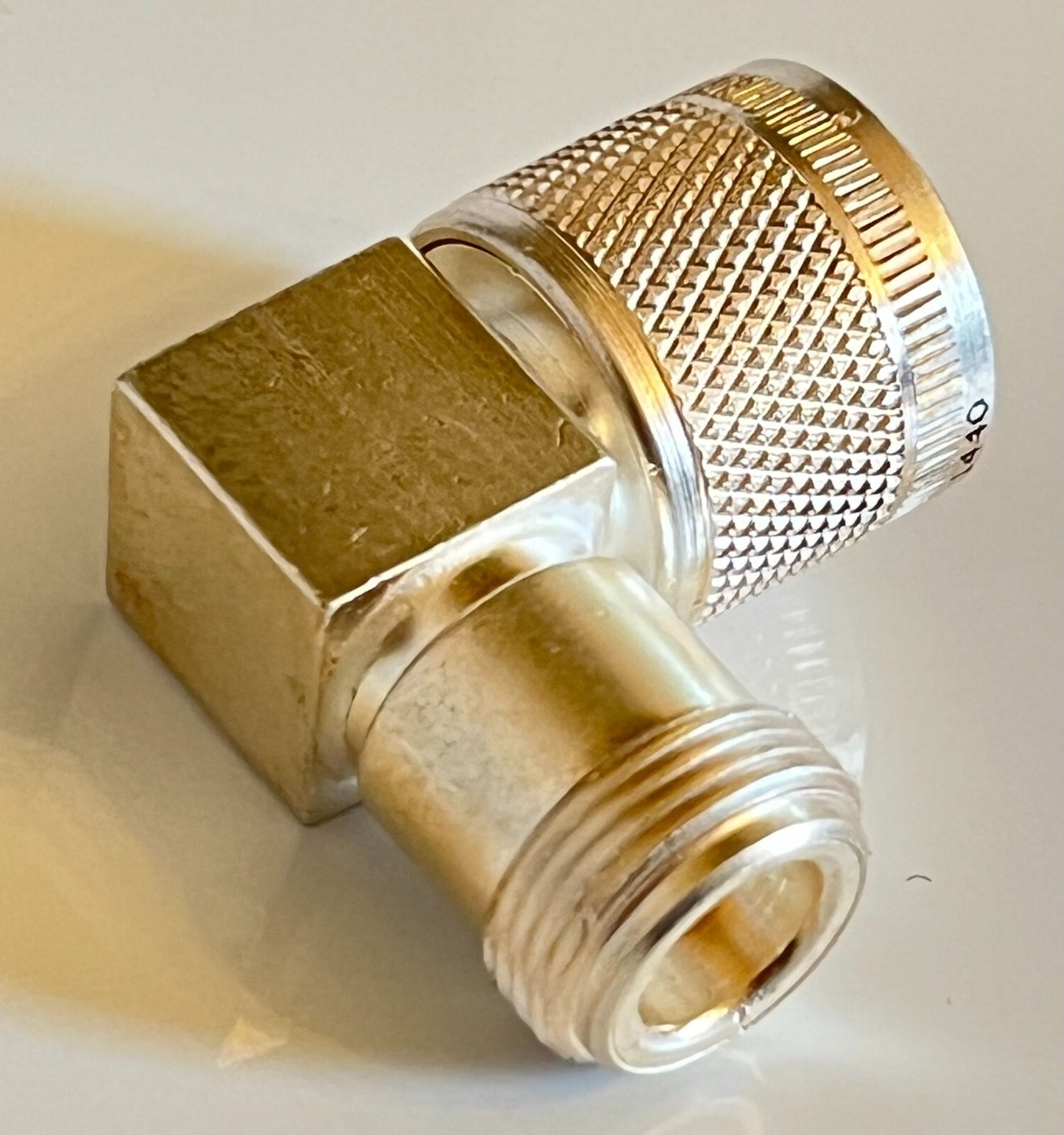 DELTA MILITARY GRADE N TYPE MALE TO FEMALE 50 OHM 90 DEGREE ELBOW ADAPTOR FD5H9