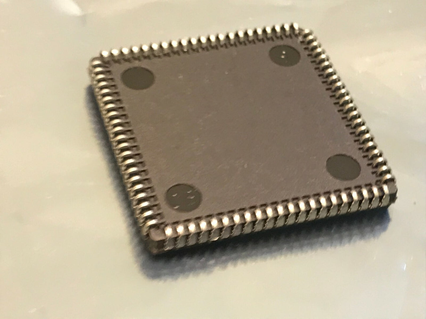 ORIGINAL HITACHI HD6473308CP10 PLCC MCU CHIP UK STOCK x1 fcb15.16