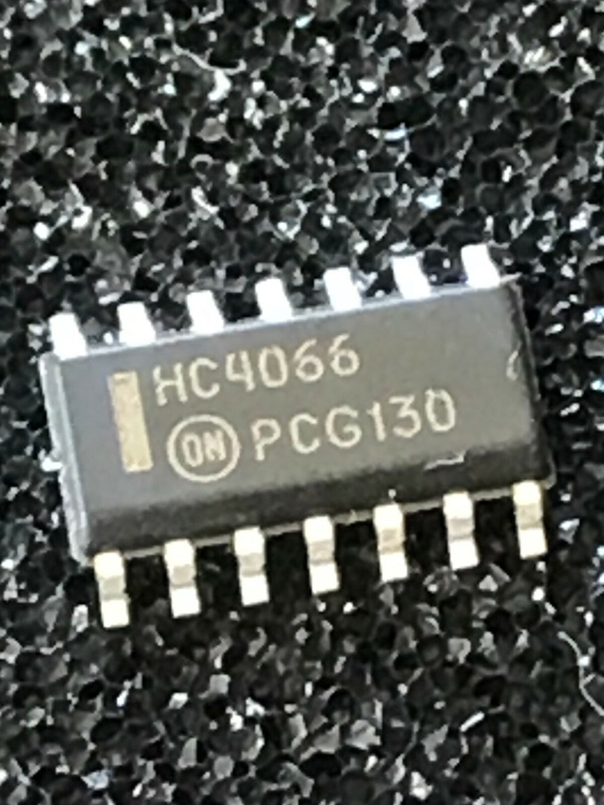 HC4066 ORIGINAL ON-SEMI 74HC4066 SURFACE MOUNT CHIP SO14 UK STOCK x1 fcb16.69