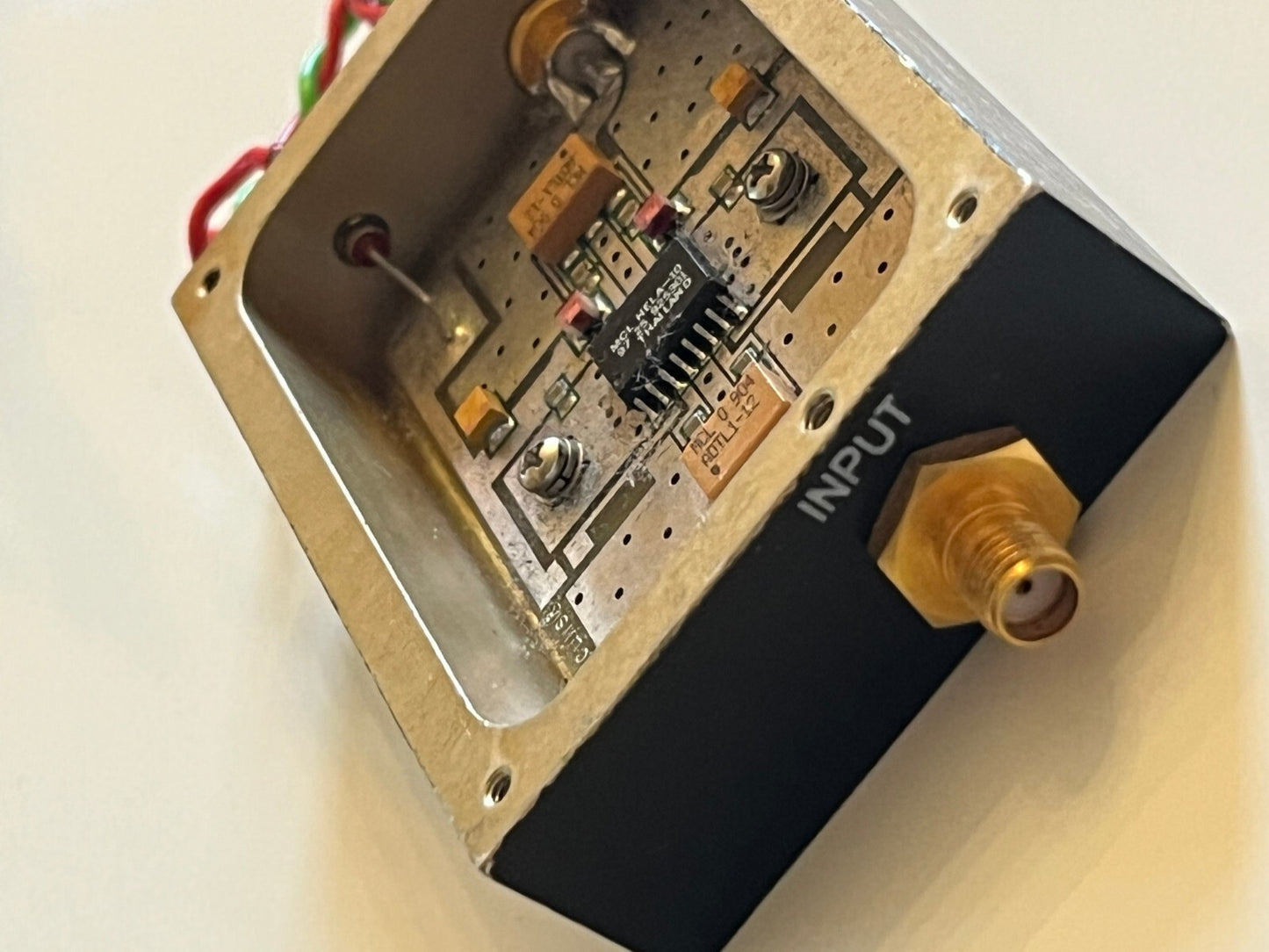 MINI-CIRCUITS TB-17 HELA-10B 1GHz +20dBm RF AMPLIFIER EVALUATION BOARD ae1w57