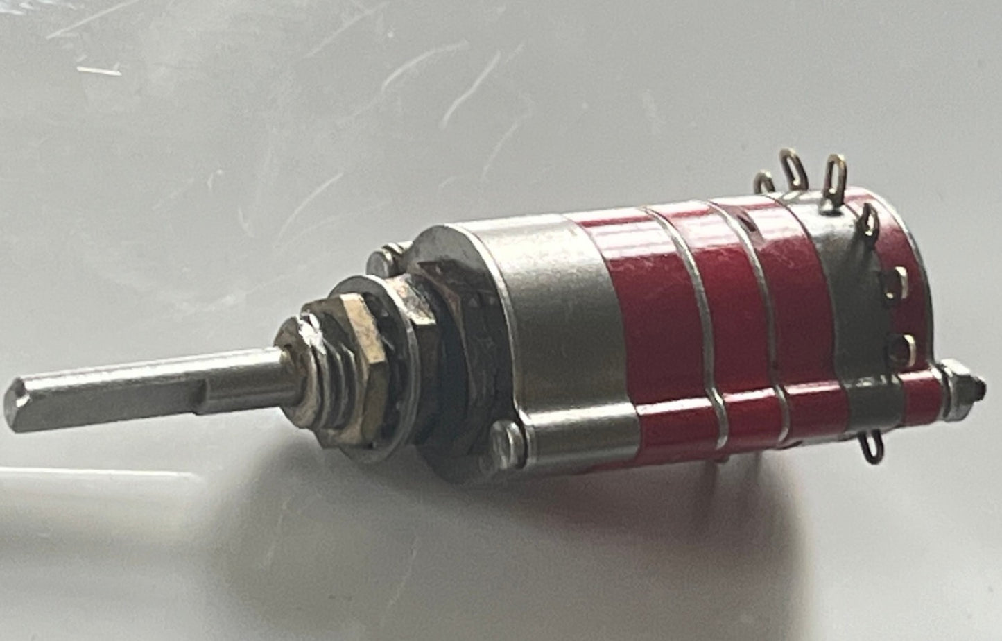 GRAYHILL 10 WAY 1 POLE PULL SHAFT TO MOVE SAFETY MINI ROTARY SWITCH fd1d5