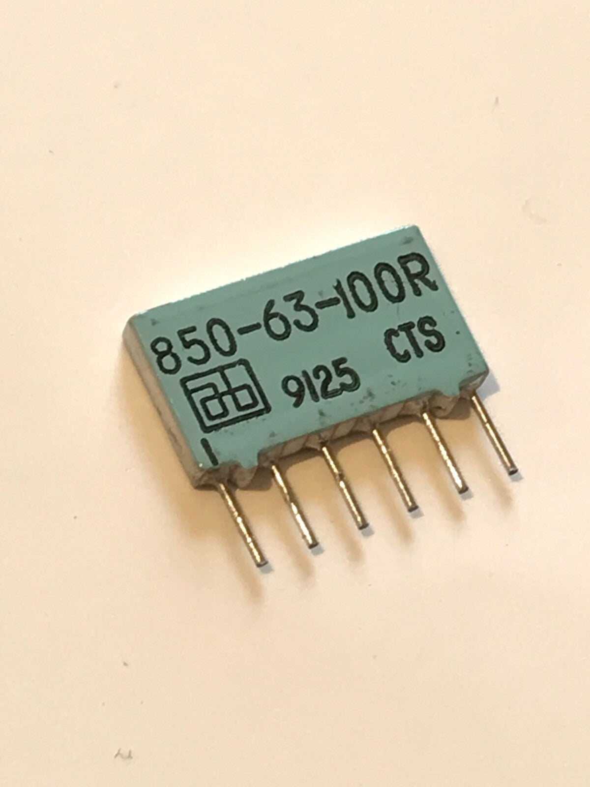 100R 100 OHM SIL 6 PIN RESISTOR NETWORK ALLEN BRADLEY 850-63-100R (x1) fcb25.21