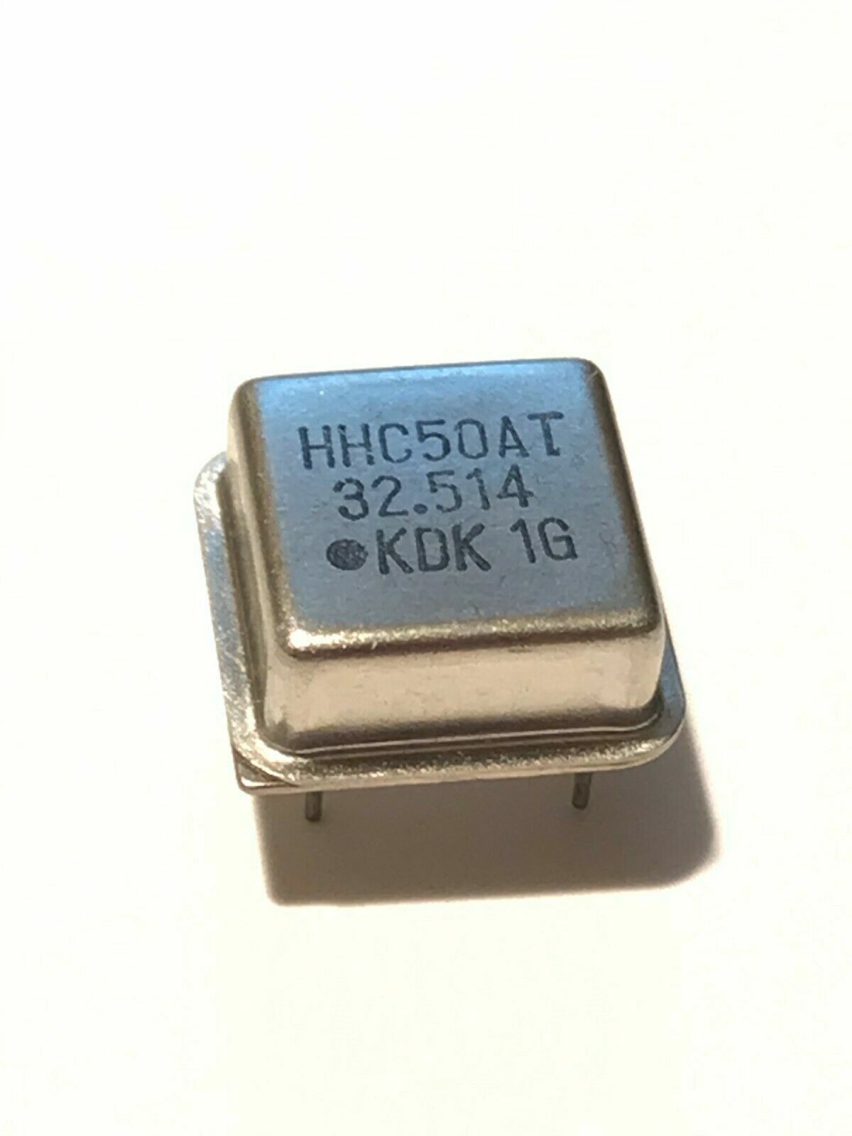 XTAL CRYSTAL OSCILLATOR 4 PIN METAL CAN 8 PIN DIL SIZE ALL FREQUENCIES faa27