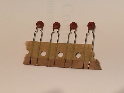 680pF 50V DISC CERAMIC CAPACITOR (x8) fbd4b3