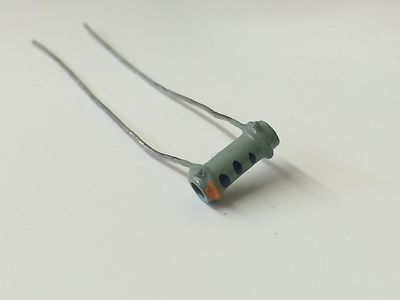 30pF LEMCO DOG BONE CERAMIC CAPACITOR fd5g29