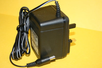 13.5V 700mA WALL PLUG POWER SUPPLY NICE QUALITY DC PSU ae1z2