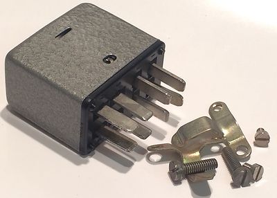 8 WAY PLESSEY CABLE MOUNT MALE RUNNING JONES PLUG fd2b4
