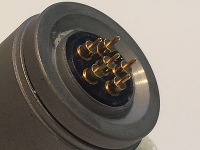 AMPHENOL 164GB-0519 6 POLE MILITARY CONNECTOR 5935-99-799-2790 (c62)