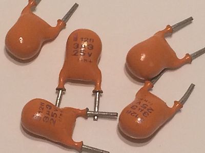 3.3UF 25V VISHAY 128 SOLID ALUMINIUM ELECTROLYTIC CAPACITOR (X5) bda17