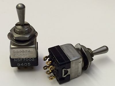 MINI PANEL DOUBLE POLE SPRUNG BIAS CENTER OFF TOGGLE SWITCH MILITARY SPEC blb17