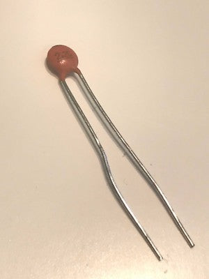 2.2pF 500V NPO DISC CERAMIC CAPACITOR (x5) fd7d11