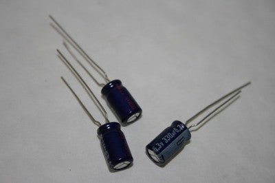 330UF 6.3V MINATURE RADIAL ELECTROLYTIC (x5) fbc4c9