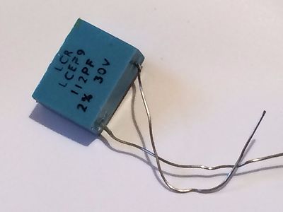 112pF 30V 2% LCR EXTENDED FOIL BOX POLYSTYRENE EP9 CAPACITOR fbb29.29
