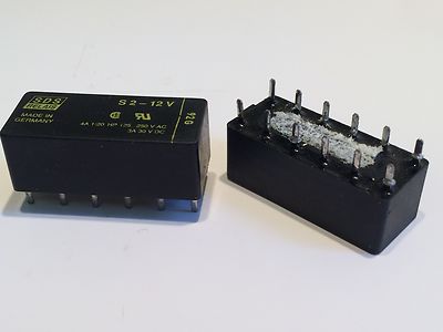 NAIS S2-12V 4 POLE RELAY 4A 250V CONTACTS (x1) ad1k106