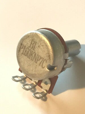 GOOD QUALITY BOURNS MINI 17MM 250K LOG SOLDER LUG POTENTIOMETER A250K ad1J59