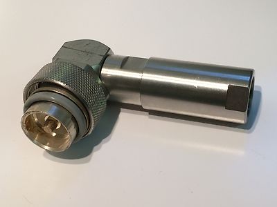 7/16TH PLUG RIGHT ANGLE CABLE MOUNT MALE blb79