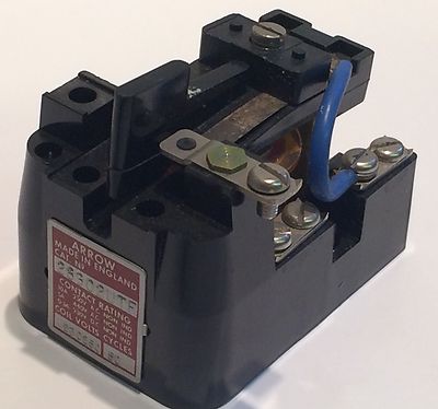 ARROW 28302UTF LARGE VINTAGE OPEN BLOCK 230V 250V MAINS RELAY ad1y1