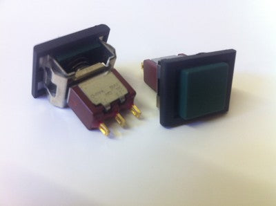 SQUARE GREEN CHANGEOVER MOMENTARY PUSH PANEL SWITCH BUTTON GOOD QUALITY blb138
