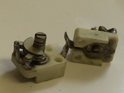 MINIATURE AIR SPACED TRIMMER CAPACITOR 0 - 10pF (x1) bda16a