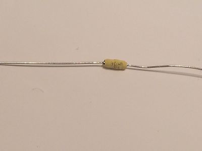 0.1uH AXIAL RF INDUCTOR (x2) fd2d10