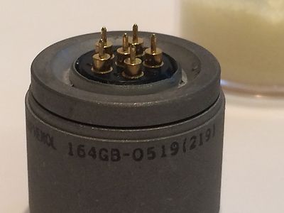 AMPHENOL 164GB-0519 6 POLE MILITARY CONNECTOR 5935-99-799-2790 (c62)