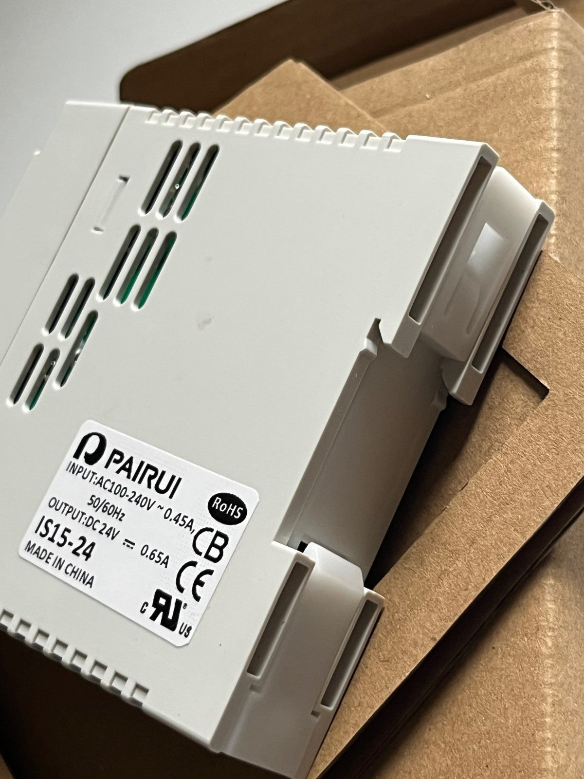 RS 136-8303 24V DC 0.65A DIN RAIL MOUNT PSU NEW IS15-24 fd1d36