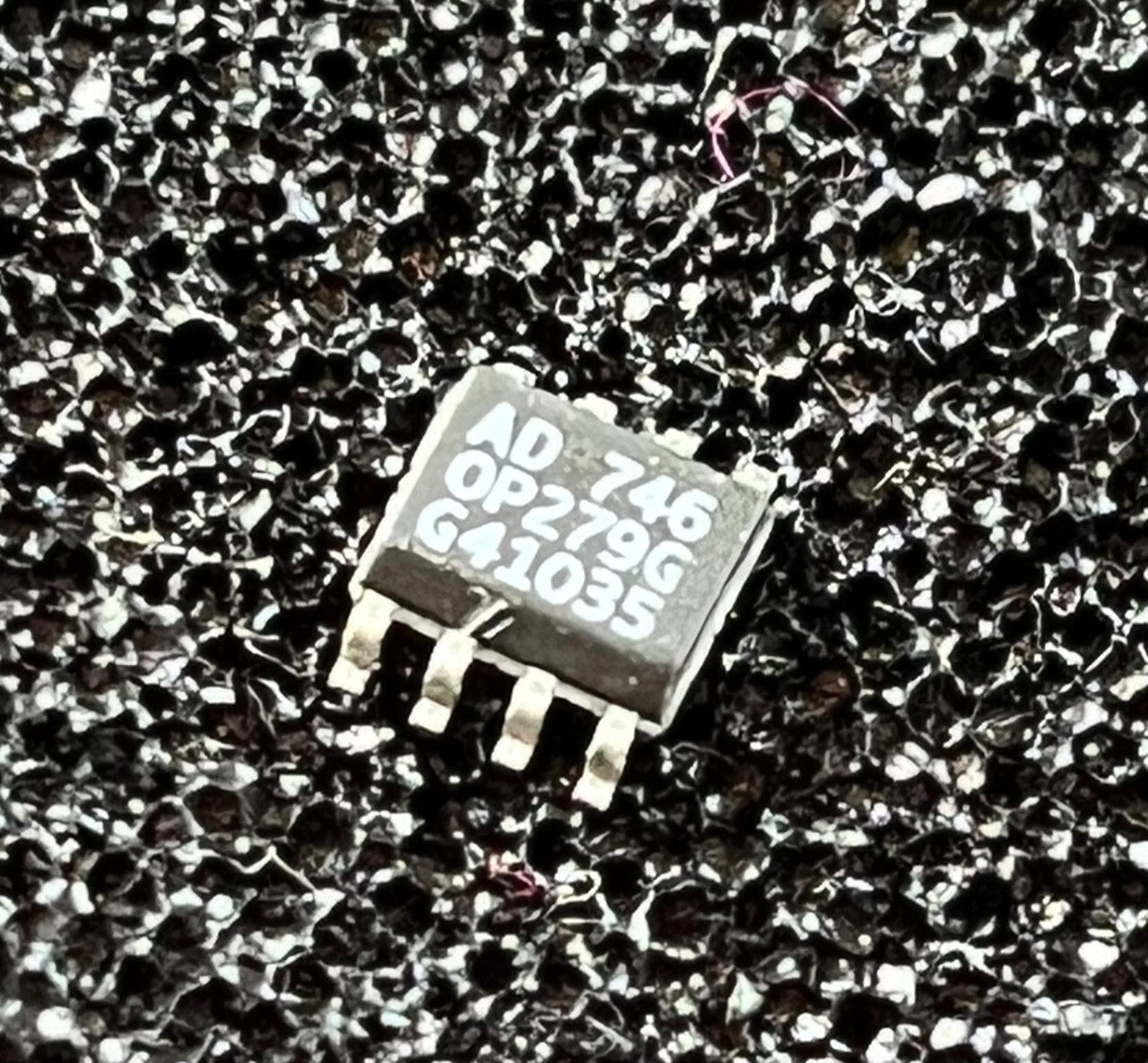 ORIGINAL AD OP279G SURFACE MOUNT AMPLIFIER I.C. x1 UK STOCK fba39.45