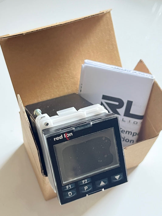 RED LION PXU21AB0 PANEL MOUNT PID TEMPERATURE CONTROLLER RS 195-9205 fd1d43