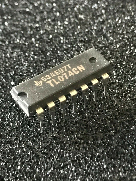 TLO74CN ORIGINAL TEXAS INST. TL074CN QUAD OP AMP CHIP UK STOCK x1 fcb17.16