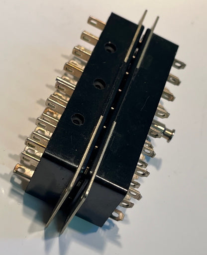 24 PIN MULTI WAY CONNECTORS PLESSEY JONES PLUG & SOCKET PAIR fd2f1