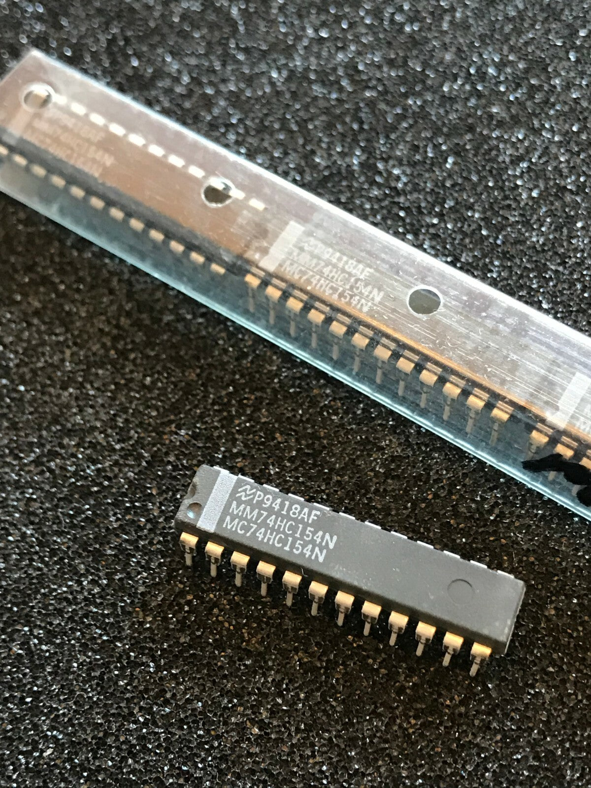 MM74HC154N MC74HC154N ORIGINAL NSC DECODER CHIP UK STOCK x1 fd6d64