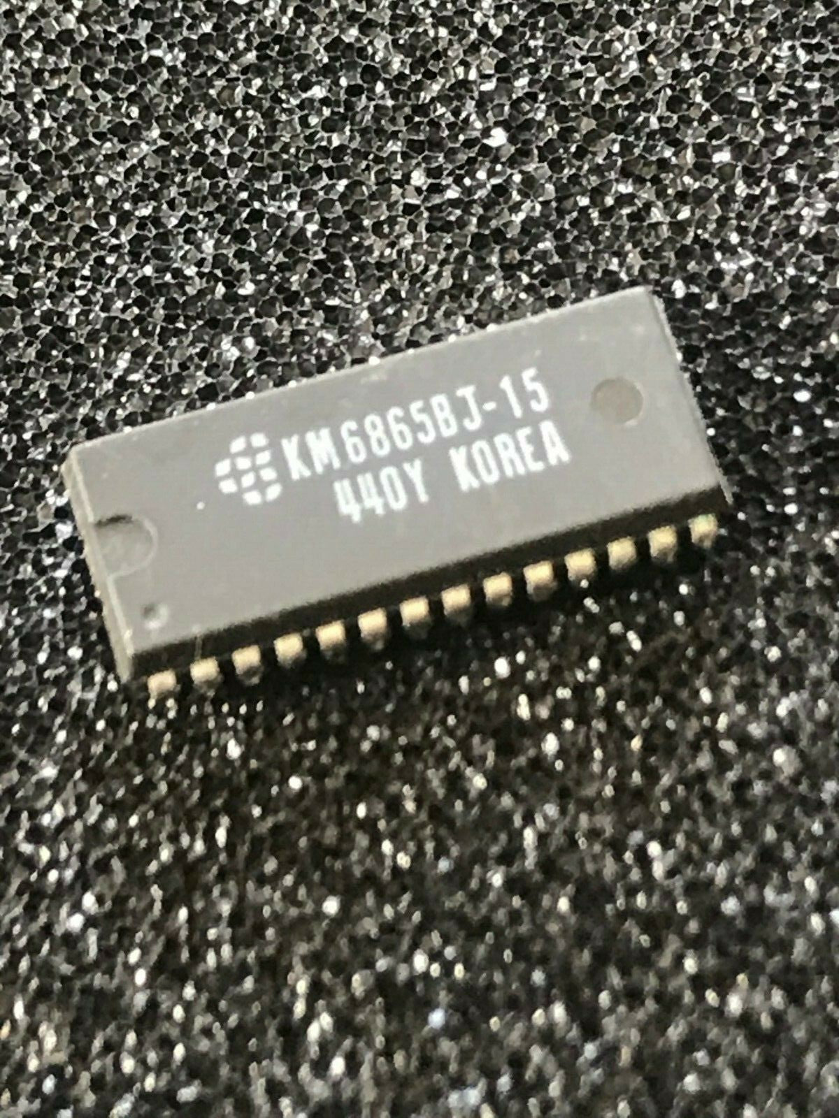 KM6865BJ-15 ORIGINAL SAMSUNG STATIC RAM SRAM CHIP UK STOCK x1 fcb16.48
