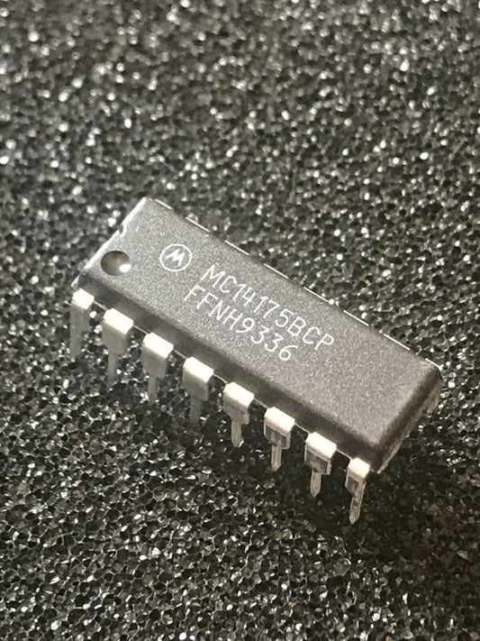 ORIGINAL MOTOROLA MC14175BCP 16 PIN DIL FLIP FLOP CHIP UK STOCK x1 fcb27.43