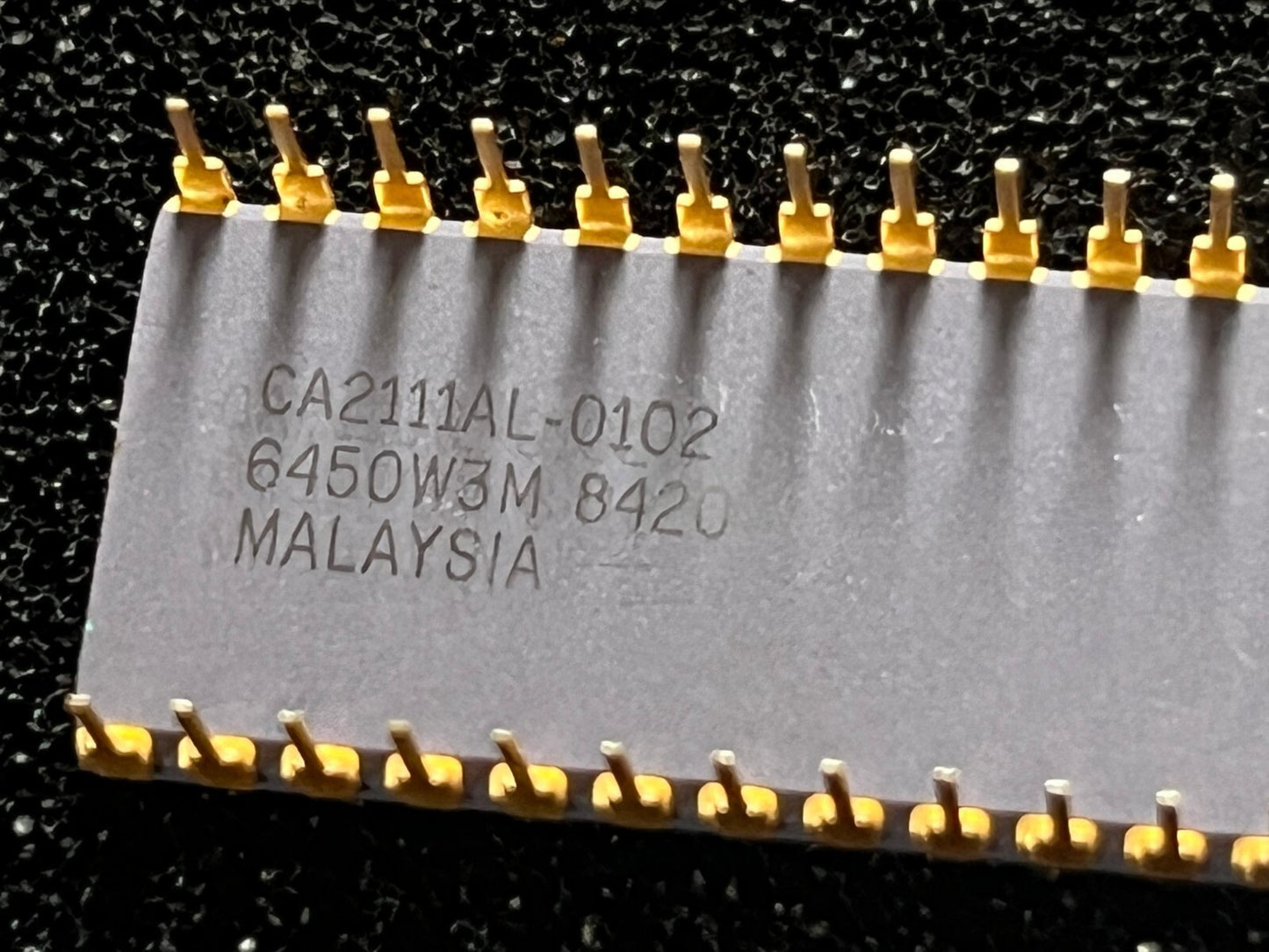 FD1791-AL-0216 WESTERN DIGITAL COLLECTIBLE CERAMIC GOLD CHIP IC. fcb28.16