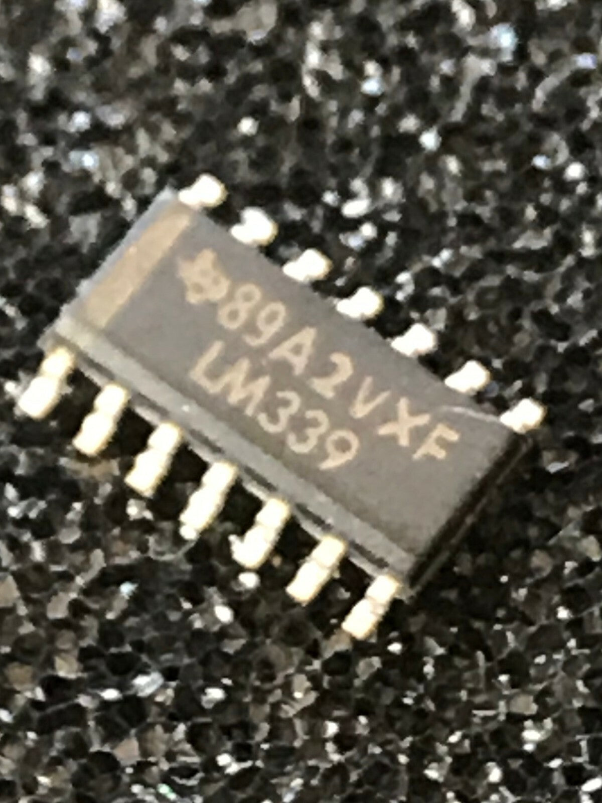 LM339 ORIGINAL TEXAS INST SURFACE MOUNT CHIP SO14 UK STOCK x1 fcb16.70