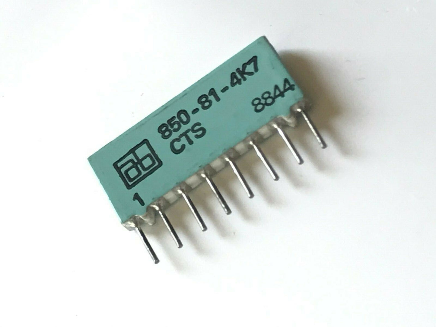 4.7K SIL 8 PIN RESISTOR NETWORK CTS ALLEN BRADLEY 850-81-4K7 (x1) fd1J10