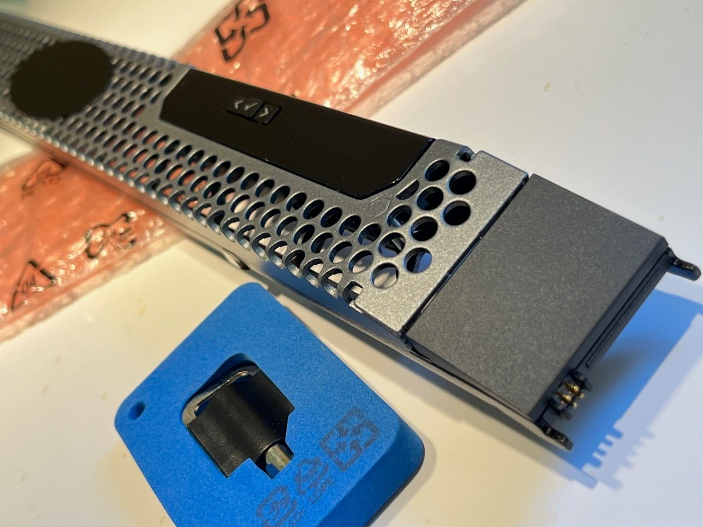 1U Locking front Bezel Dell PowerEdge R640/R650/R440/R450 Etc. With key fd6a20