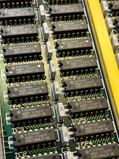 MEMORY PCB WITH 84 X 51256 HITACHI DRAM MEMORY CHIPS HM51256LP-15 ad1y10